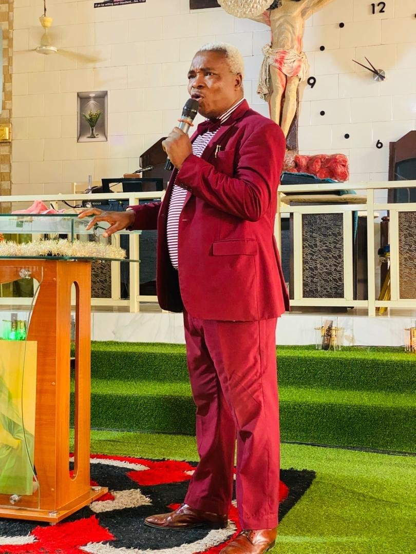 CWGO President preaching